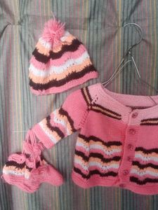 Cute Knitted Baby Set