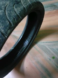 FZ V2 ORIGINAL TYRE