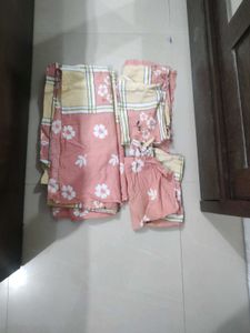 combo of two queen size Patterned Bedsheet