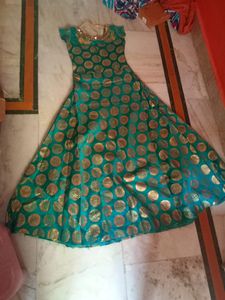 LONG GOWN