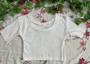Gatto Women’s White Ribbed Crop