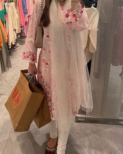 Pakistani Pink Floral Embroidered Kurti