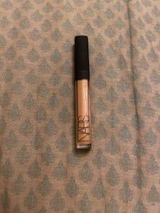 Nars Concealer Shade Biscuit