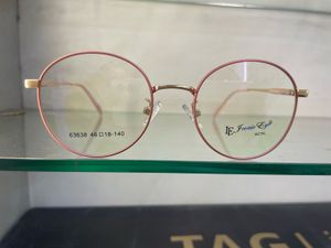 Iconic Eye Metal Round Frames