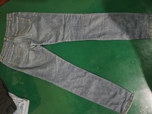 Women&#39;s Jeans