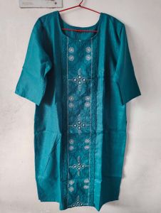 Combo Of 4 Beautiful Kurtis..🌻💗