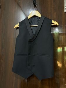 Stylish Black 2-Piece Suit