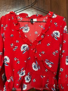 H&amp;M Floral Peplum Top