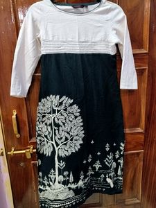 RANGMANCH OFF-WHITE & BLACK KURTI
