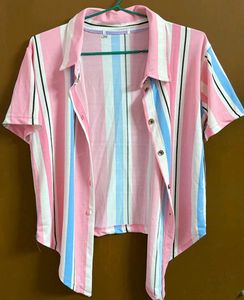 Striped Button-Down Top 🌼💐