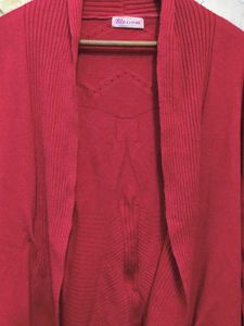 Women&#39;s Beautiful Warm Red Cardigan ❣️