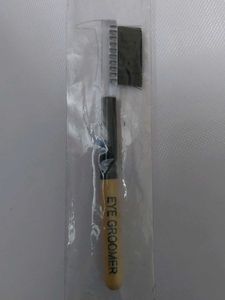 Eye Groomer Brush