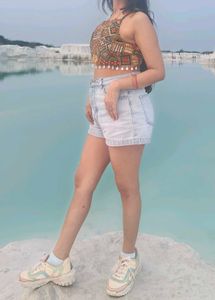 Crop Top and denim shorts combo