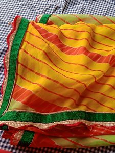 Lahriya Saree