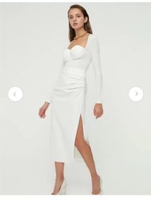 Trandyol Sweetheart Neck Bodysuit