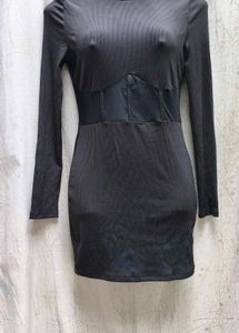 3838. Chic Black Bodycon Dress