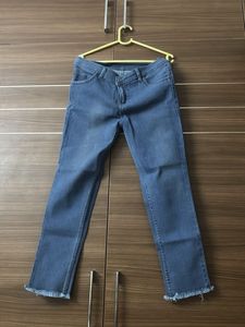 Frayed Hem Jeans
