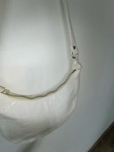 White Shoulder Bag