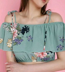 🌱Floral Off-Shoulder Crop Top