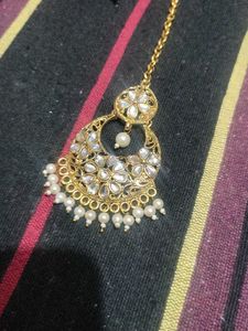 Kundan Earrings &amp; MaangTikka Set With One FreeGift