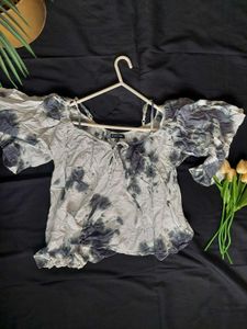 Tie-dye Puff Sleeve Top❗️❗️❗️99❗️❗️❗️