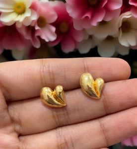 Pinteresty Heart Shape Earrings🎀🎀
