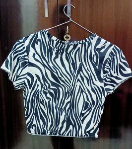 ZEBRA PRINT CROP TOP🦓