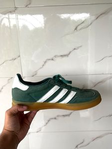 Adidas Gazelle Sneakers (UK 7) Master Copy