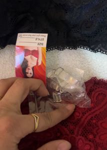 😍Sale🤩combo of 2 Red and black Lace Bra with