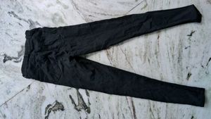 Black Skinny Jeans