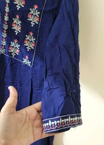 Avaasa Blue Kurti