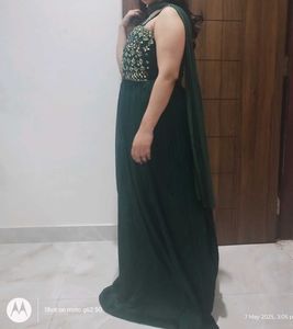 🔥 Mirror Work Green Gown With Dupatta🔥