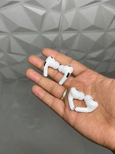 Special Offer Airpods Buy 1 Get1 Free