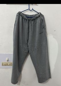 bonker track pant & h&m tshirt