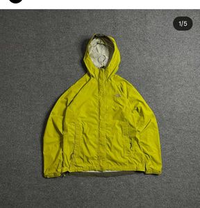 The North Face Rain Jacket - Yellow