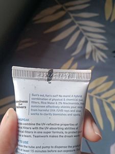 Plum Rice Water And Niacinamide Hybrid Sunscreen