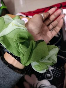 Scrunchies Green  Crepe