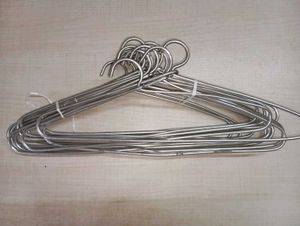 METAL HANGERS