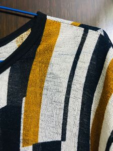 Striped Women&#39;s Top