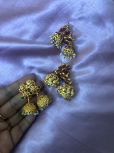 Golden Jhumka With Red Stone
