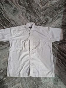 Classic White Short-Sleeve Shirt