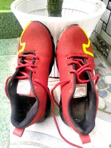 📍Red Sneakers📍