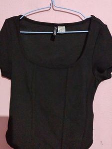 Chic Black Fitted Top