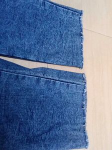 💗 Stylish Pink Top + Dark Blue Jeans