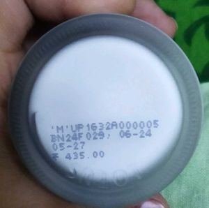 Skin Whitening And Brightening Gel
