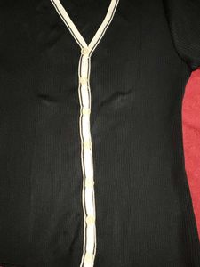 Black &amp; White V-Neck Top