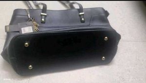 Black Handbag Form Dubai