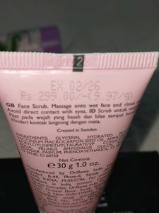 Oriflame Love Nature Face Scrub