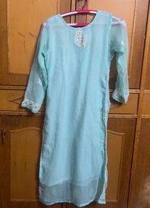 Chikankari Kurti With Attached Lining