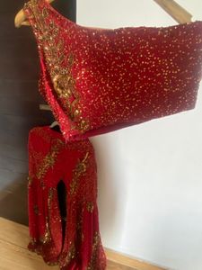 Beautiful handwork one shoulder set